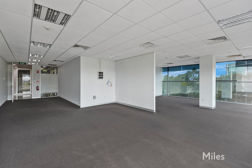 Click to view all images 28/2 Enterprise Drive Bundoora VIC 3083 - Image 3