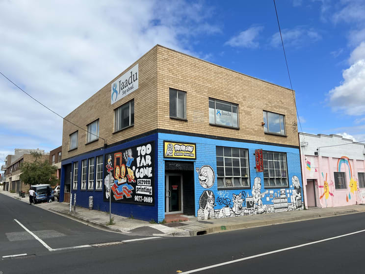 Click to view all images 19 Arthurton Road Northcote VIC 3070 - Image 1