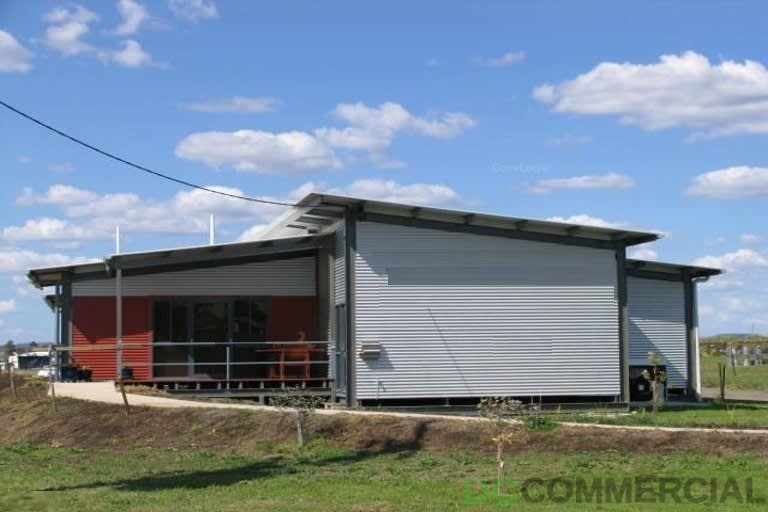 105 Logan Road Clifton QLD 4361 - Image 2