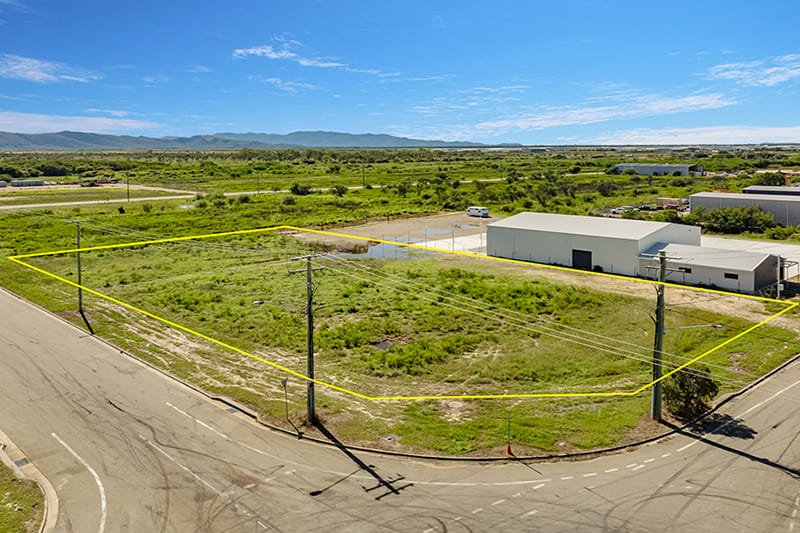 Click to view all images 158-160 Enterprise Street Bohle QLD 4818 - Image 3