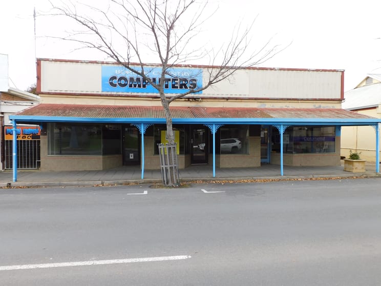 76 & 76B Woolshed Street Bordertown SA 5268 - Image 1