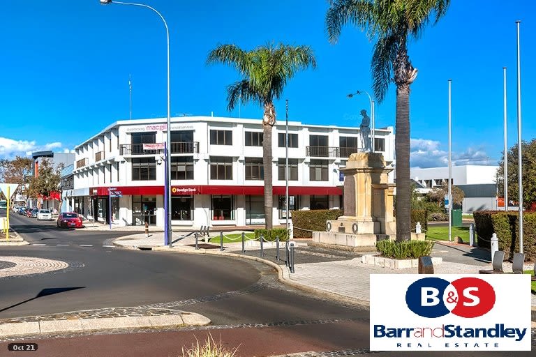 Click to view all images 7 Stirling Street Bunbury WA 6230 - Image 1