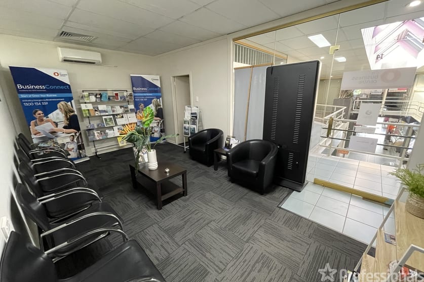 Click to view all images Level suite 2, 14/41- 43 Wharf Street Forster NSW 2428 - Image 3