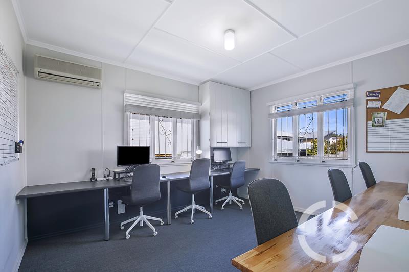 Click to view all images Ground/161 Richmond Road Morningside QLD 4170 - Image 3