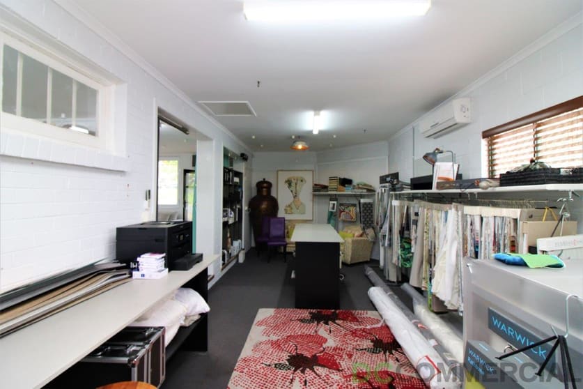 Click to view all images 64 Mort Street North Toowoomba QLD 4350 - Image 1