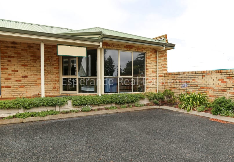 Click to view all images 4/58 Windich Street Esperance WA 6450 - Image 1