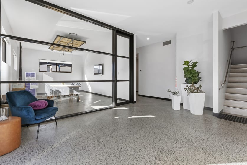 Click to view all images 4/17-19 Lennox Street Redland Bay QLD 4165 - Image 3