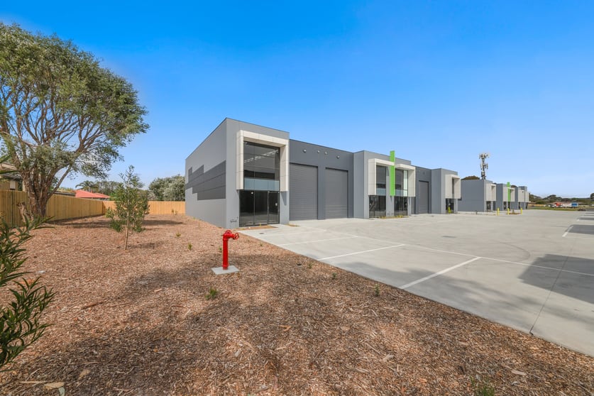 Click to view all images 4/10 Klauer Street Seaford VIC 3198 - Image 3