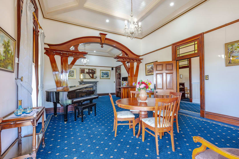 Click to view all images 51 Norman Parade Clayfield QLD 4011 - Image 3