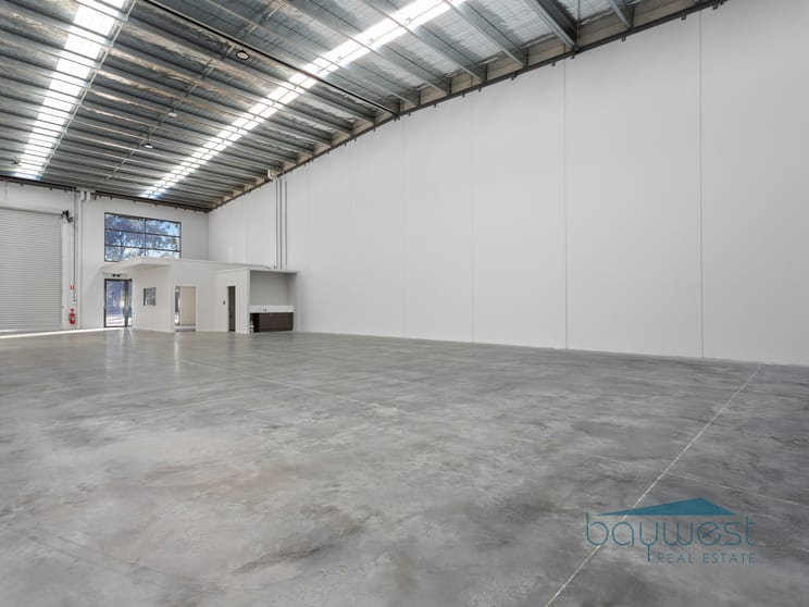 9-17/76 Reid Parade Hastings VIC 3915 - Image 2