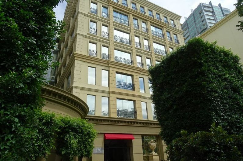 402/370 St Kilda Road Melbourne VIC 3004 - Image 1
