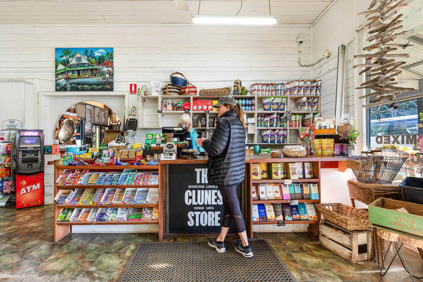 Click to view all images 33-35 Main Street Clunes NSW 2480 - Image 3