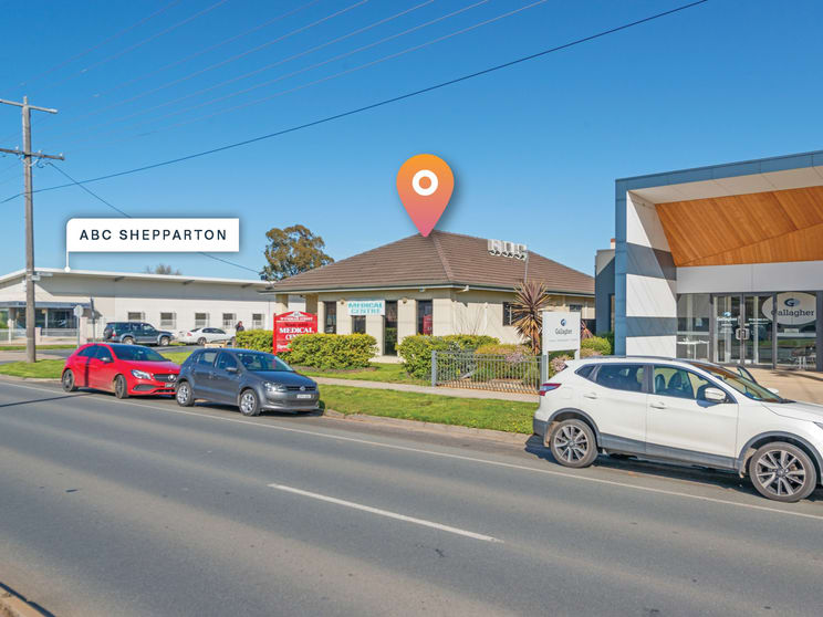 Click to view all images 46 Wyndham Street Shepparton VIC 3630 - Image 1