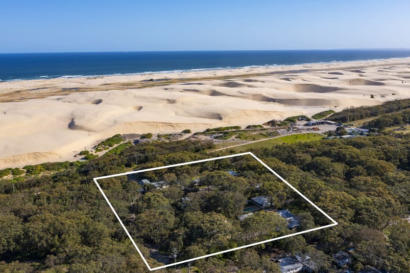 Click to view all images 4302 Nelson Bay Road Anna Bay NSW 2316 - Image 2