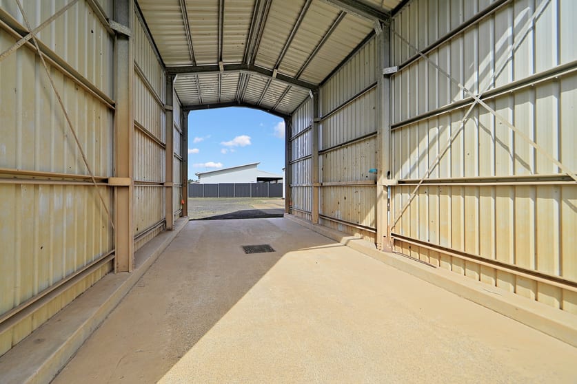 Click to view all images 85-87 Bargara Road Bundaberg East QLD 4670 - Image 3