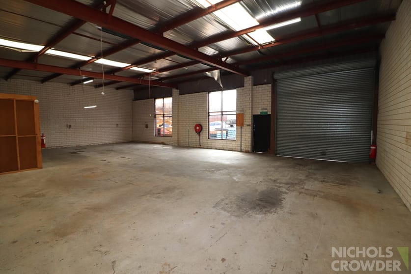 Click to view all images 7/4 Apsley Place Seaford VIC 3198 - Image 3