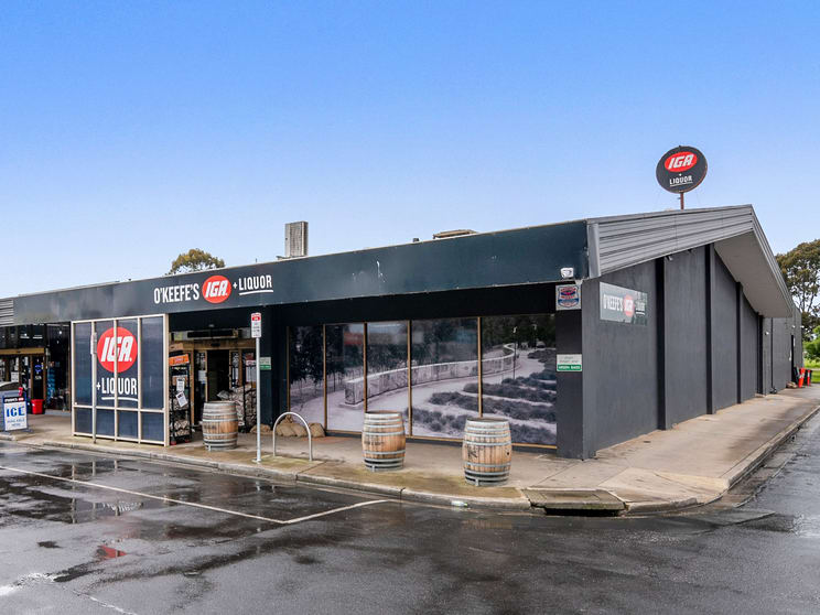 Click to view all images 10 & 11/115 Anzac Avenue Seymour VIC 3660 - Image 3