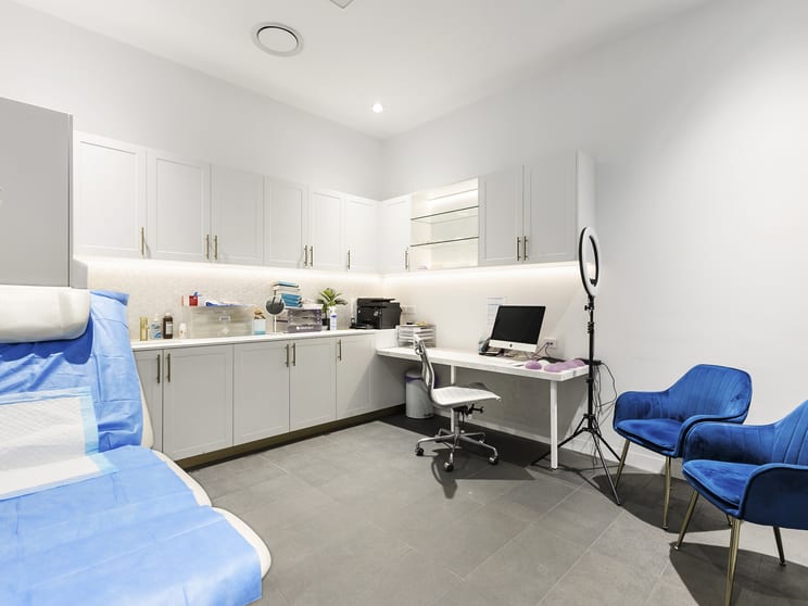 Click to view all images Shop 1/1312 Malvern Road Malvern VIC 3144 - Image 3