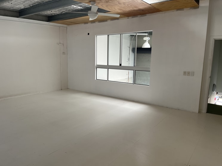 Click to view all images Township Drive Burleigh Heads QLD 4220 - Image 2
