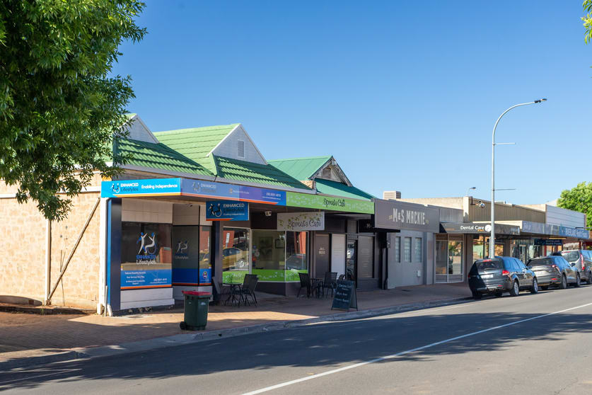 Click to view all images 26-30 Wilson Street Berri SA 5343 - Image 1