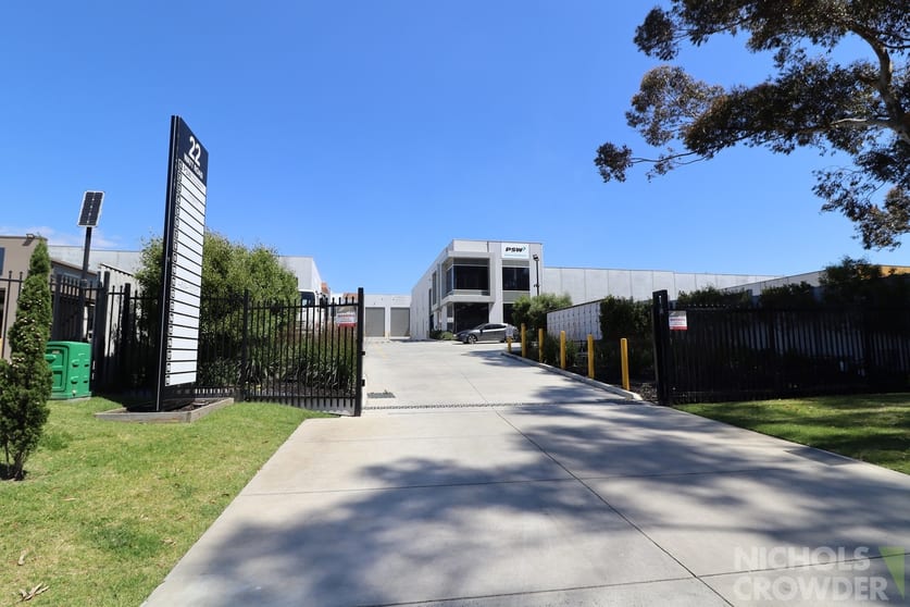 22 Watt Road Mornington VIC 3931 - Image 2