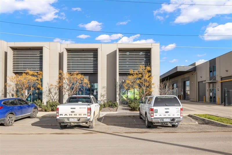 Click to view all images 89 Simcock Ave Spotswood VIC 3015 - Image 1