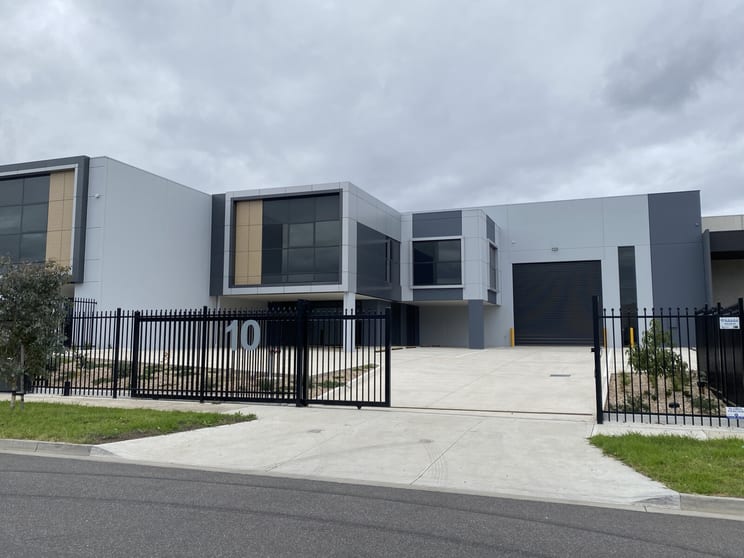 Click to view all images 10 Trafalgar Road Epping VIC 3076 - Image 1