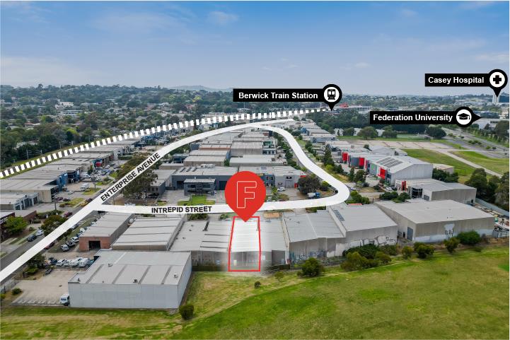 Click to view all images 73 Intrepid Street Berwick VIC 3806 - Image 3