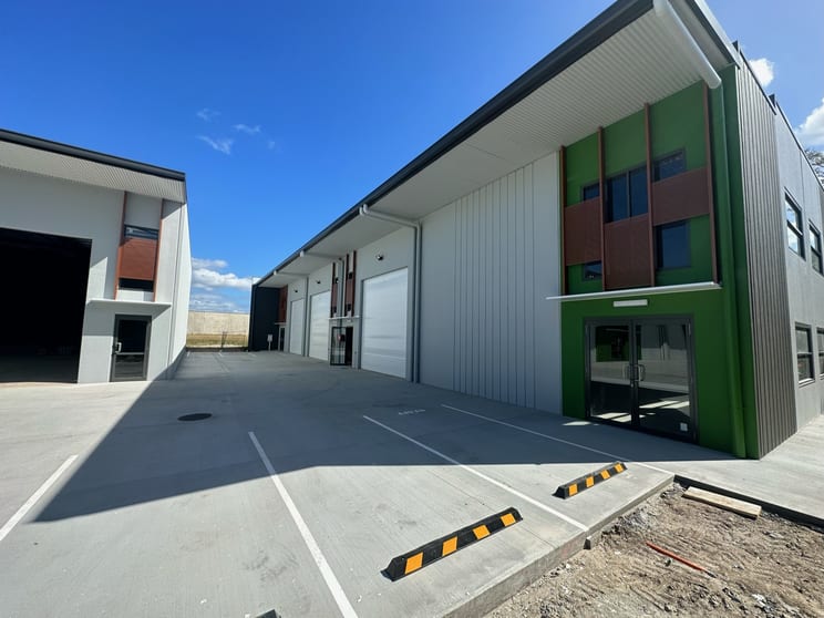 Click to view all images 54 Edison Crescent Baringa QLD 4551 - Image 2
