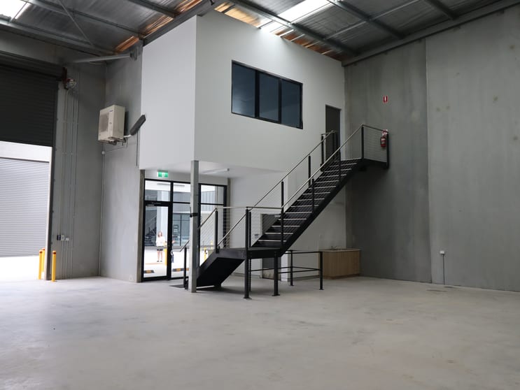 Click to view all images 22/2 Indigo Loop Yallah NSW 2530 - Image 3