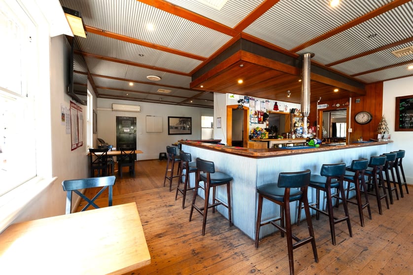Click to view all images 16-18 Byrne Street Moyhu VIC 3732 - Image 2
