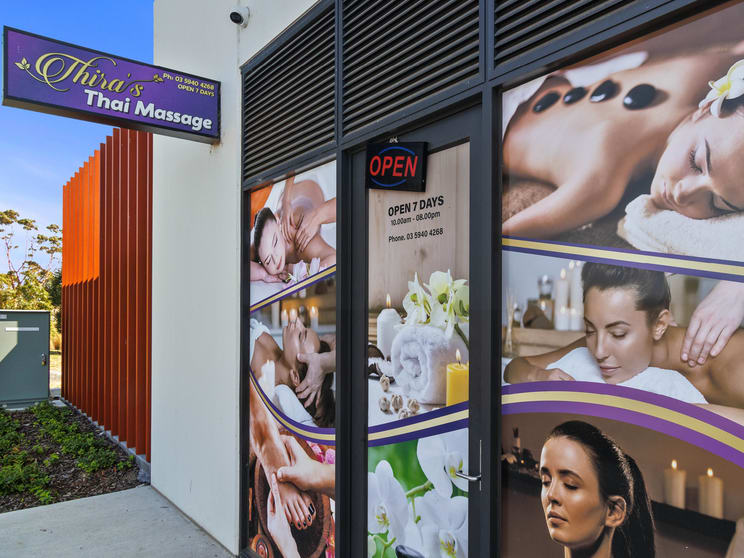 Click to view all images Shop 11/1 Hunt Way Pakenham VIC 3810 - Image 3