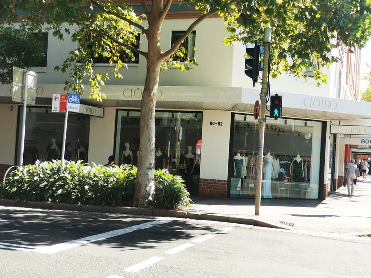 Click to view all images 90 King Street Newtown NSW 2042 - Image 3