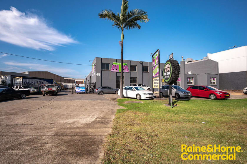 Click to view all images Unit 2/45 Heathcote Road Moorebank NSW 2170 - Image 1