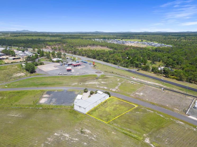 Click to view all images Lot 34 Enterprise Circuit Maryborough West QLD 4650 - Image 3