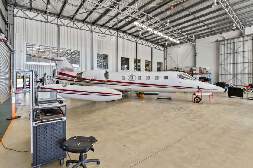 Click to view all images 38 Newton Road Perth Airport WA 6105 - Image 2