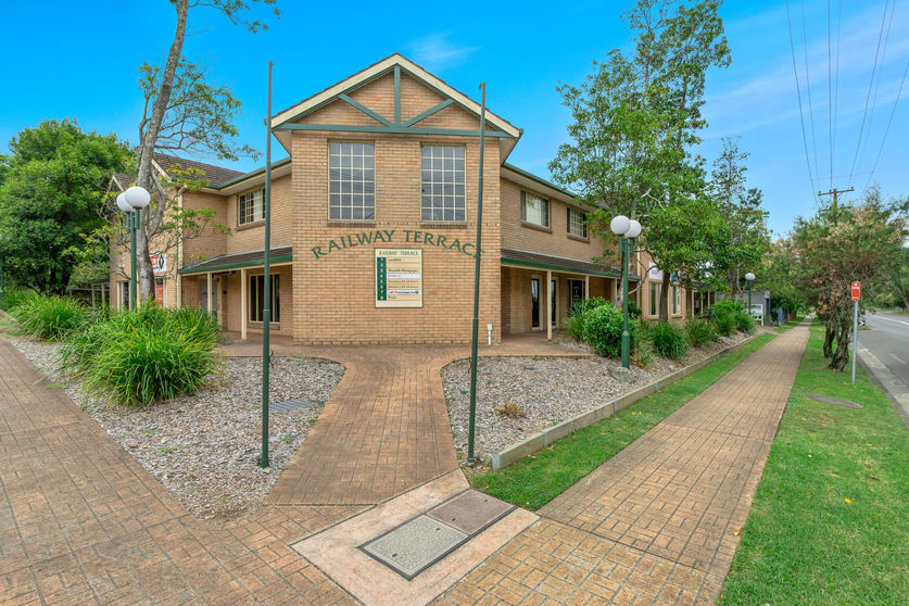 Click to view all images 2/35 Meroo Street Bomaderry NSW 2541 - Image 1