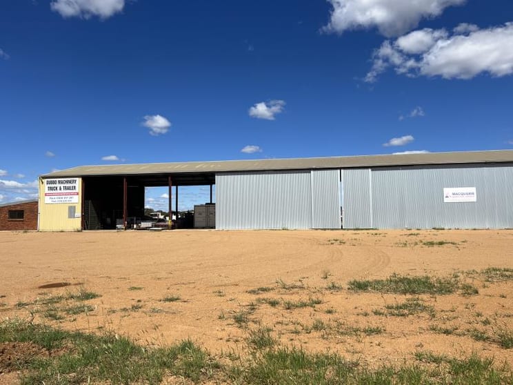 Click to view all images 1L & 2L Pilons Drive Dubbo NSW 2830 - Image 2
