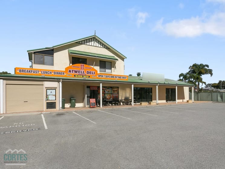 Click to view all images 2 Lydon Boulevard Atwell WA 6164 - Image 1