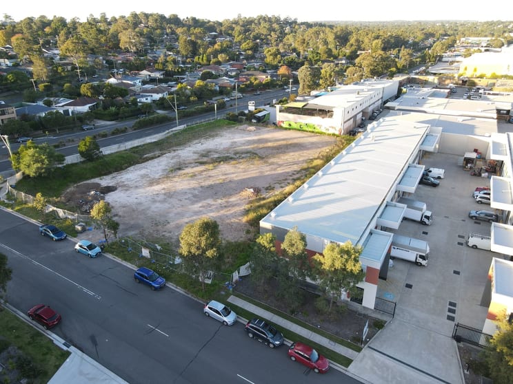 Click to view all images 1 Brumby Street Seven Hills NSW 2147 - Image 2