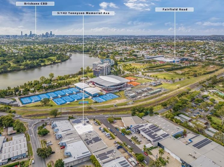 Click to view all images 5/142 Tennyson Memorial Avenue Tennyson QLD 4105 - Image 2