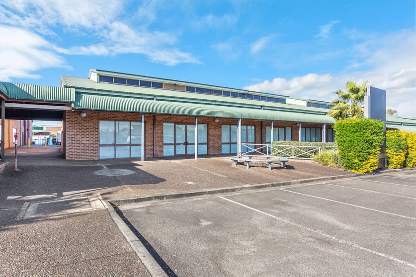Click to view all images 2/38-40 Sterling Road Minchinbury NSW 2770 - Image 1