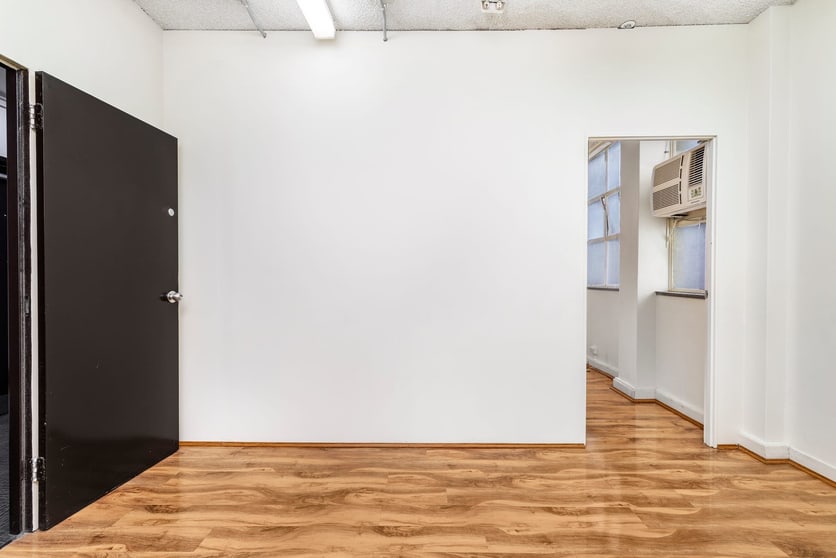 Click to view all images Level 10 Suite 7/229 Macquarie Street Sydney NSW 2000 - Image 3