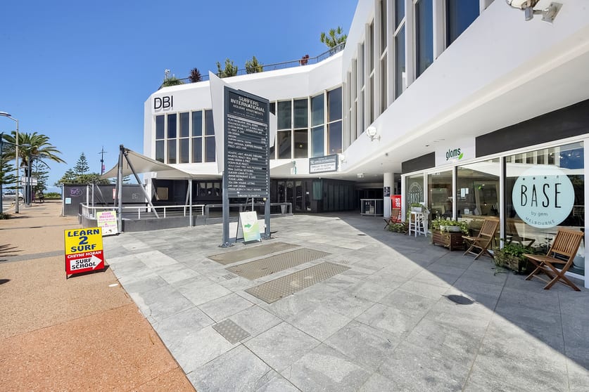 Click to view all images 9/9 TRICKETT STREET Surfers Paradise QLD 4217 - Image 2