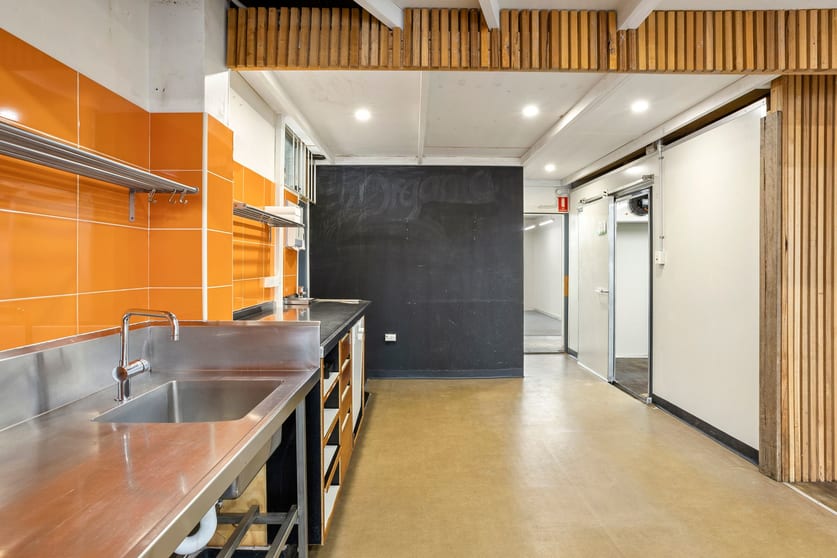 Click to view all images 2/1 Bilambee Avenue Bilgola Plateau NSW 2107 - Image 2