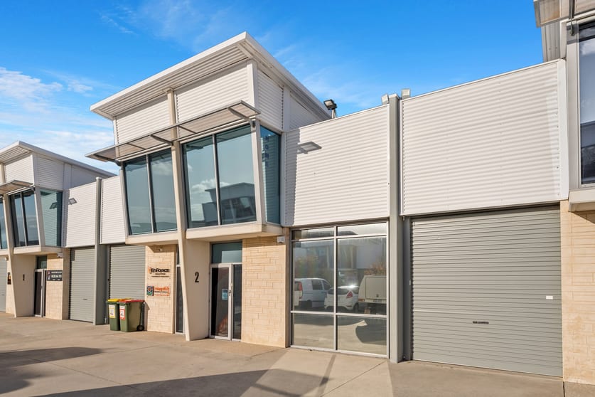 Click to view all images 2/11 Caloundra Road Clarkson WA 6030 - Image 1