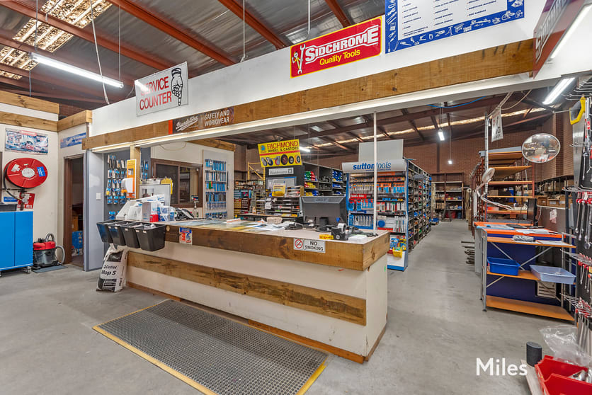 Click to view all images 25 Culverlands Street Heidelberg West VIC 3081 - Image 3