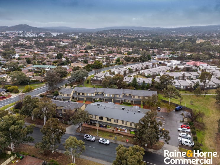 Click to view all images 15-18/70 Hurtle Avenue Bonython ACT 2905 - Image 2