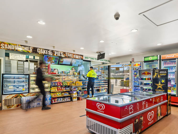 Click to view all images 5 Casino Road Junction Hill NSW 2460 - Image 3