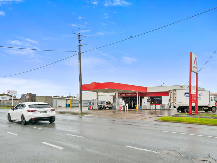 Click to view all images 103-107 Archer Street Shepparton VIC 3630 - Image 1